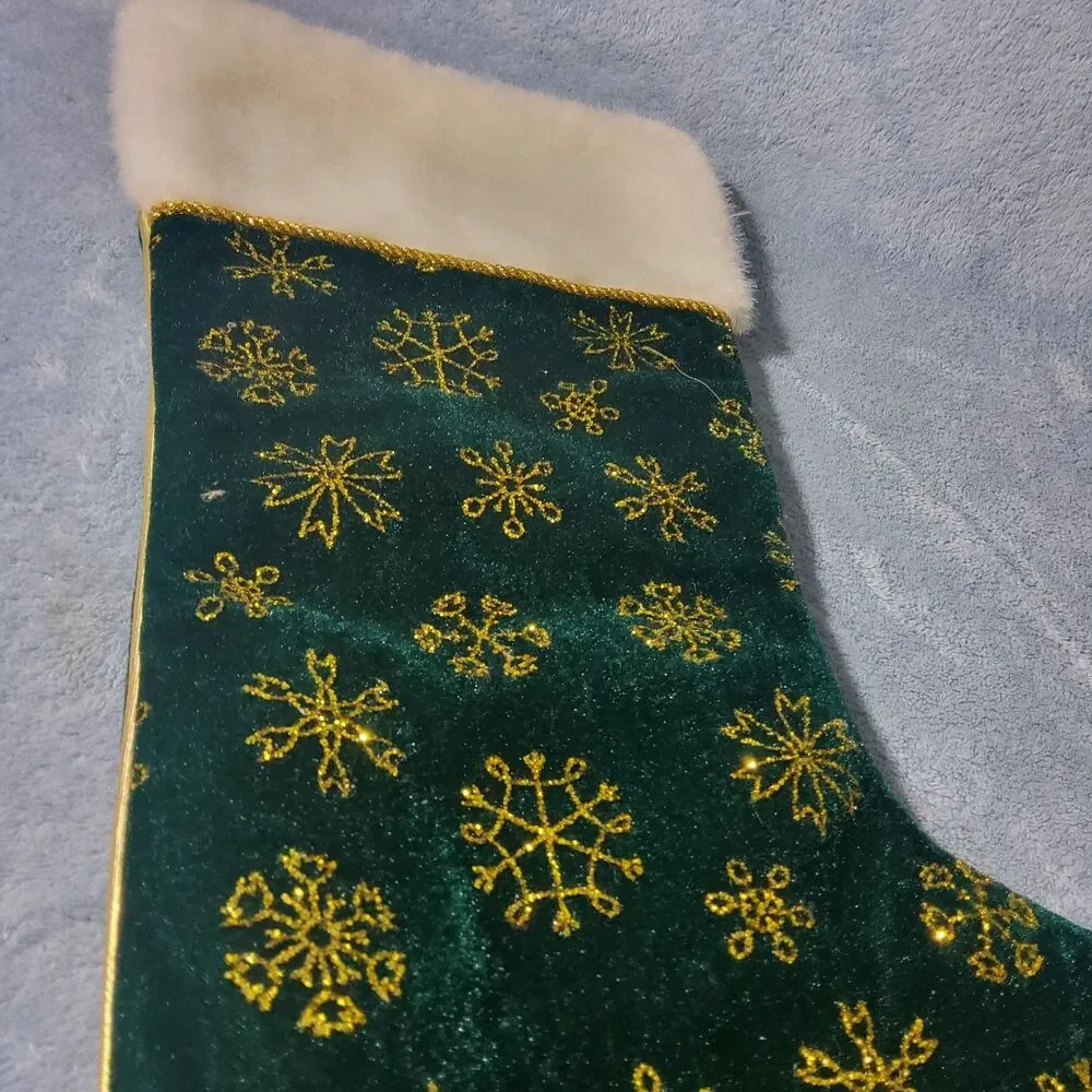 Unbranded vintage green